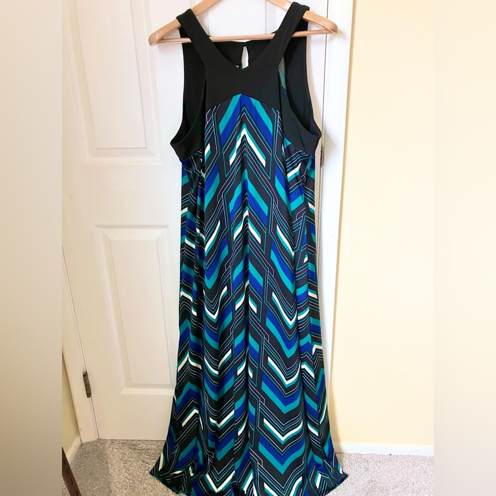 NY Collection Chevron Patterned Black and Blue Maxi Dress